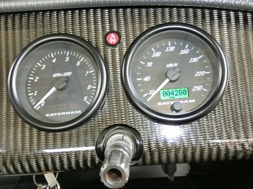 CATERHAM SEVEN Superlight R300（ケータハム セブン スーパーライトR300）公認コスワースチューン