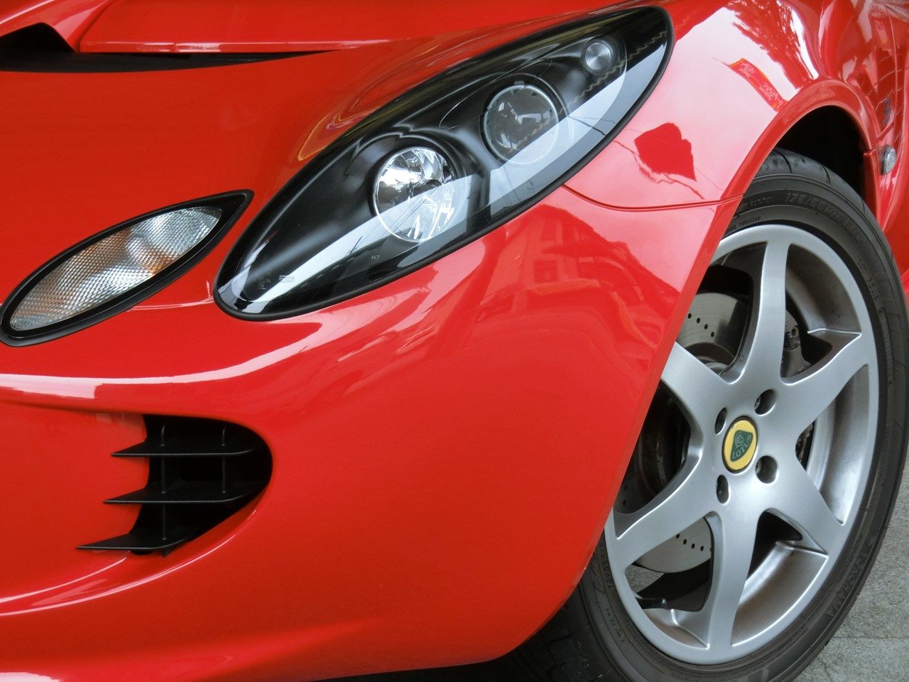 LOTUS ELISE 