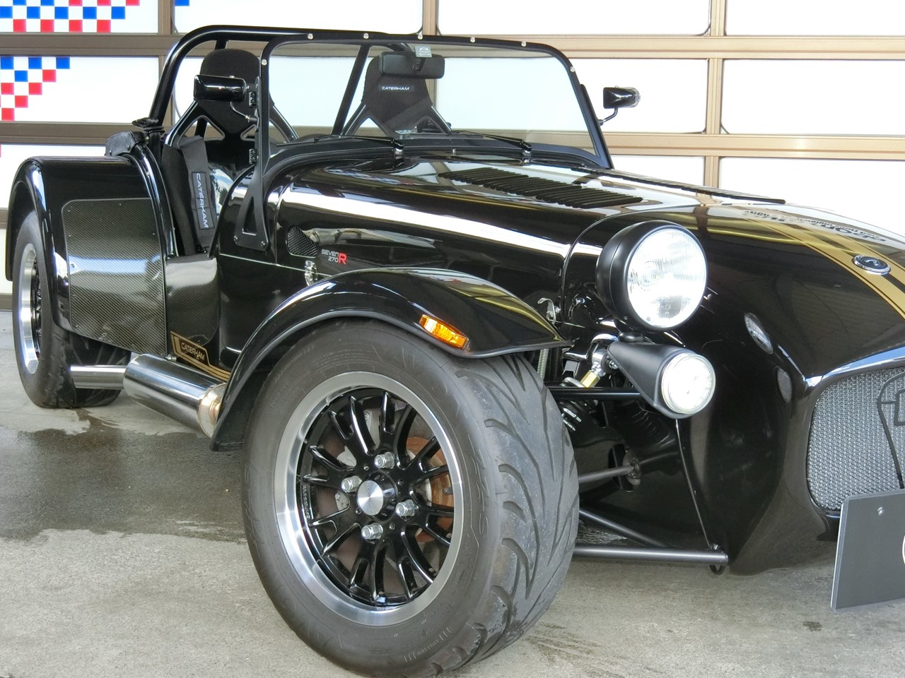 STOCK LIST （在庫一覧）ページにCATERHAM SEVEN 270R