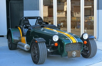 外車・スポーツカーの購入をご希望なら有限外車アウトモーダ