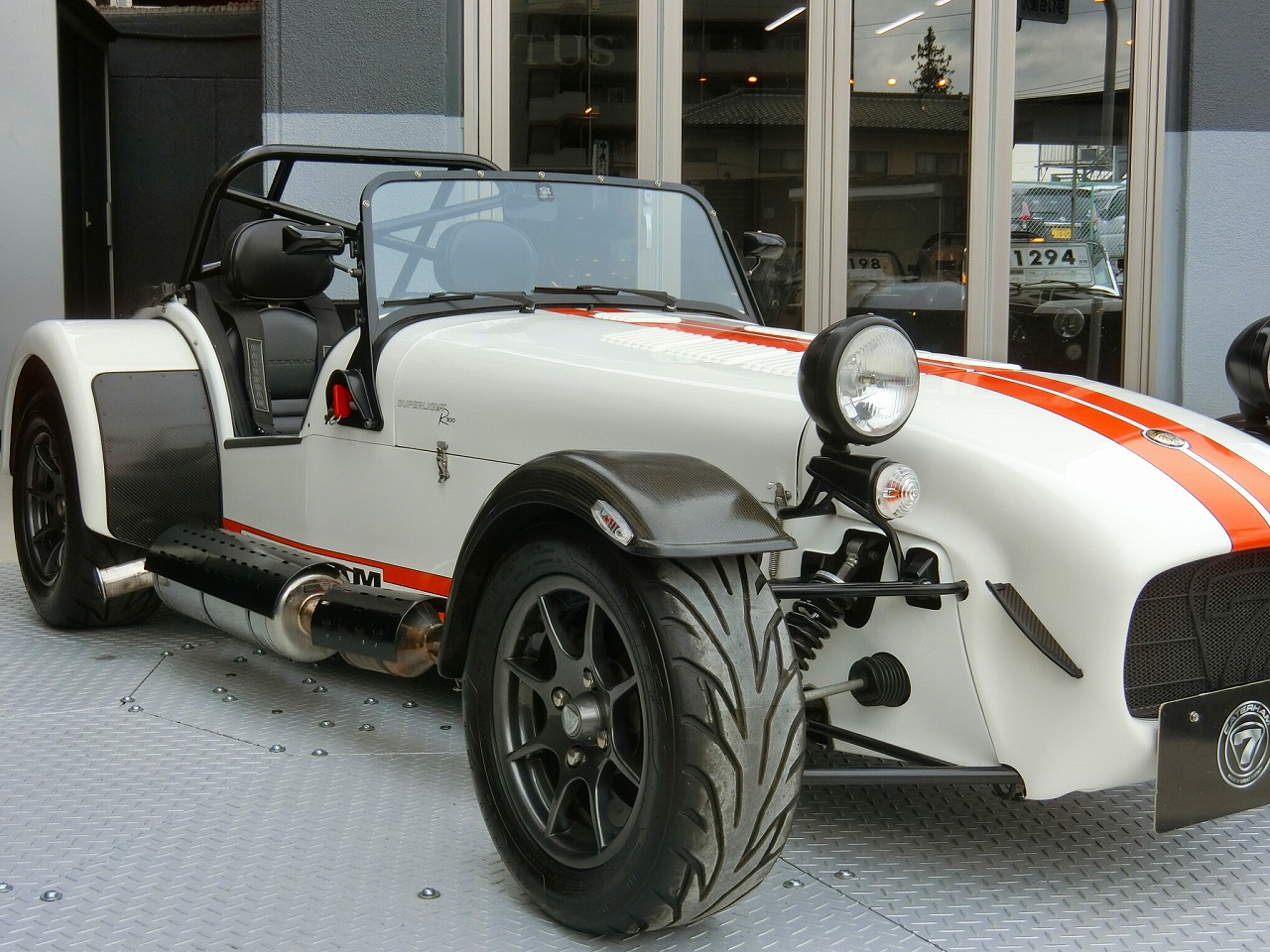 CATERHAM SEVEN R300